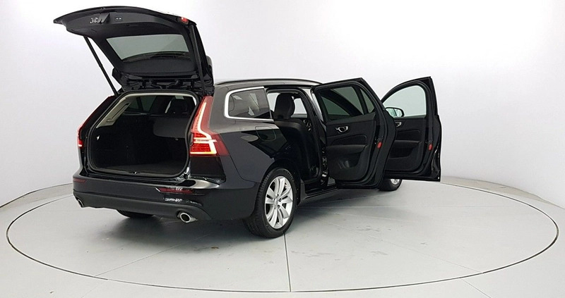 Volvo V60 cena 139900 przebieg: 42000, rok produkcji 2021 z Kolbuszowa małe 466